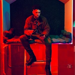 Meet your Posher, Chadwick